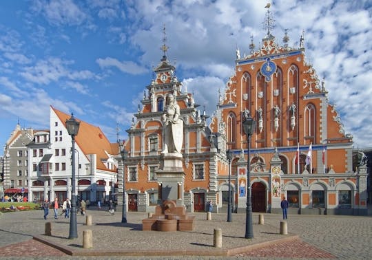 Riga Old Town and Central Market guided tour
