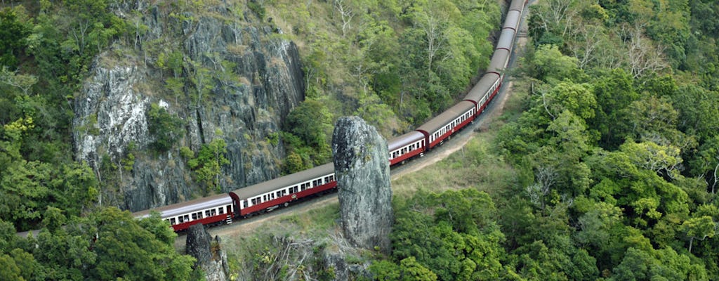 Dirija sozinho para Kuranda - Skyrail e Scenic Rail