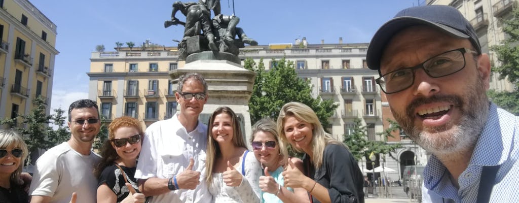 Tour noturno a pé de tapas na área modernista de Barcelona com jantar