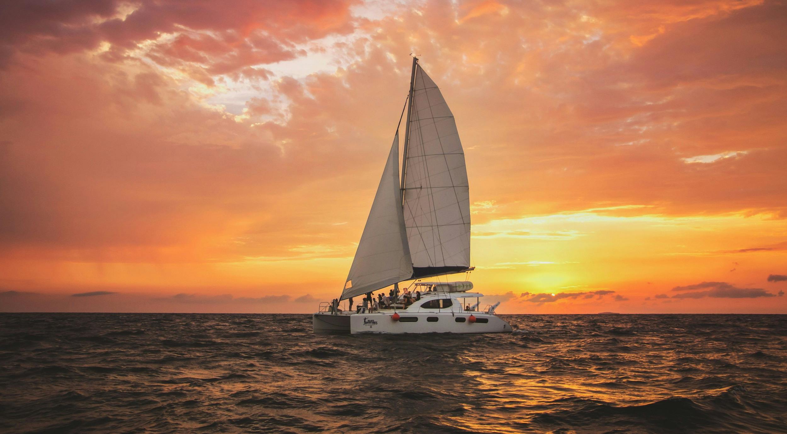Luxury sunset sailing tour from Cancun and Riviera Maya