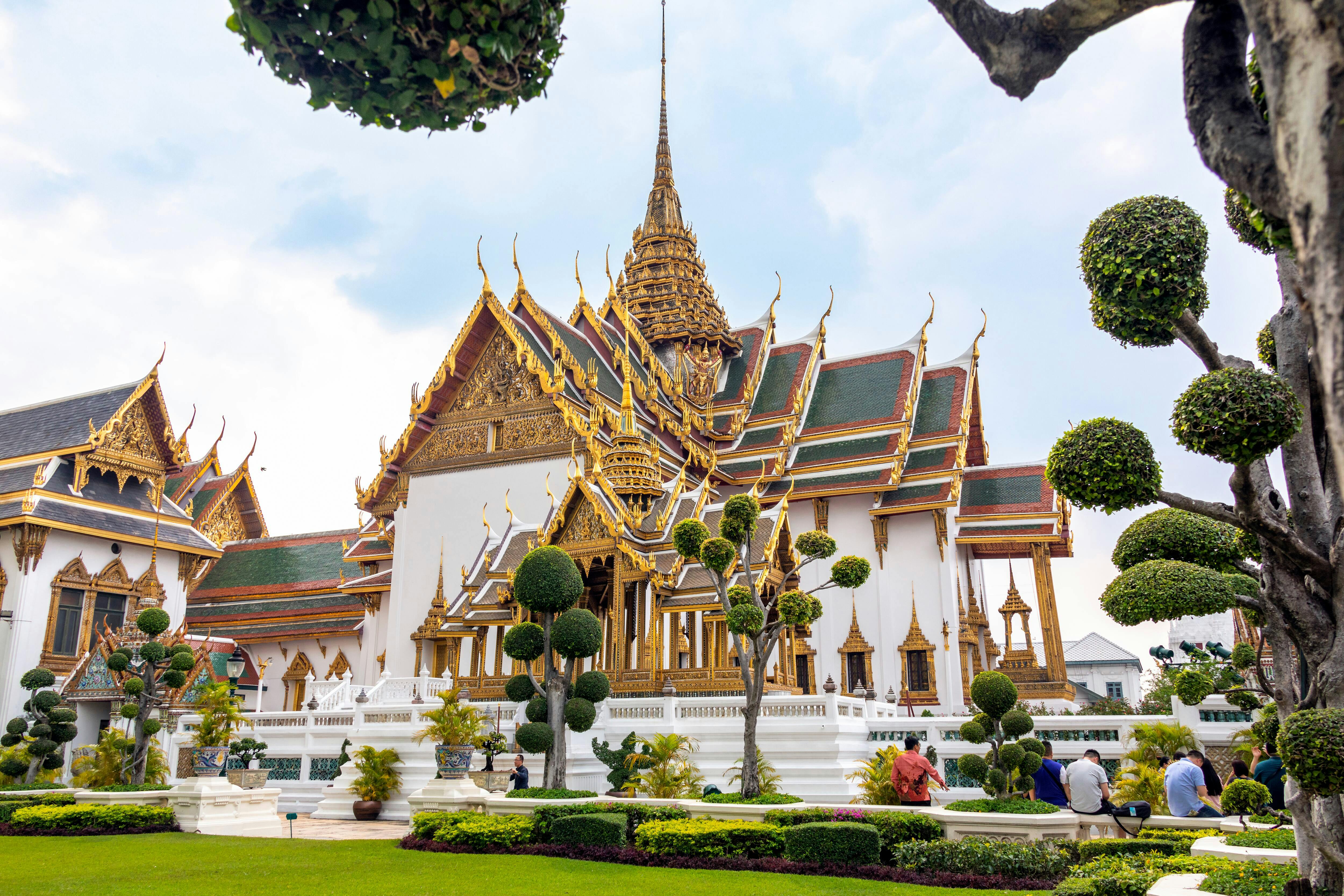 Royal Grand Palace and Bangkok Canal Tour