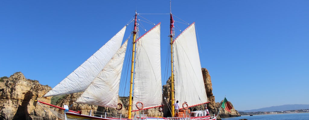 Wycieczka do jaskini żeglarskiej Ponta da Piedade w Lagos