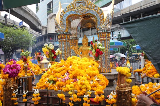 Bangkok Seven Wishes Small Group Tour
