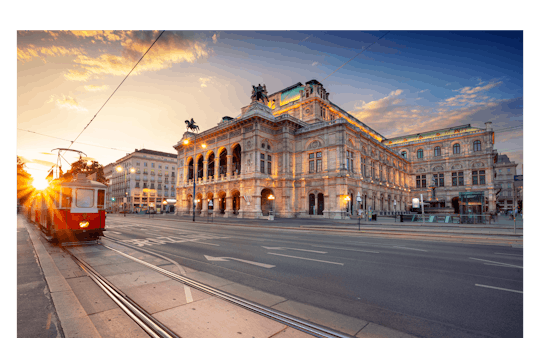 Personalized private tour of Vienna with a local