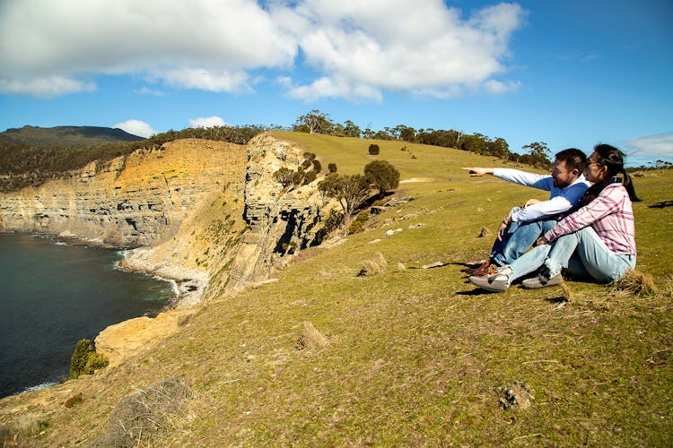 Wineglass Bay and Maria Island wildlife scenic flight tour with lunch