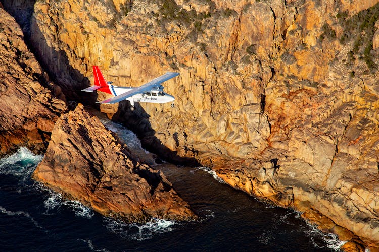 Wineglass Bay and Maria Island wildlife scenic flight tour with lunch