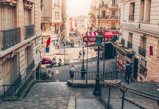 Tour privado a pé pela parte antiga de Montmartre