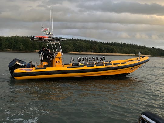 Passeio hipersônico de barco