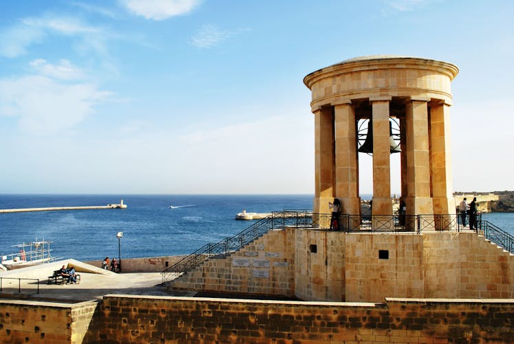 Valletta Walking Tour with Malta Experience