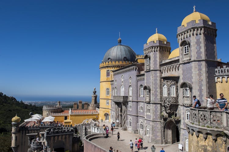 Sintra, Cascais and Estoril full-day tour