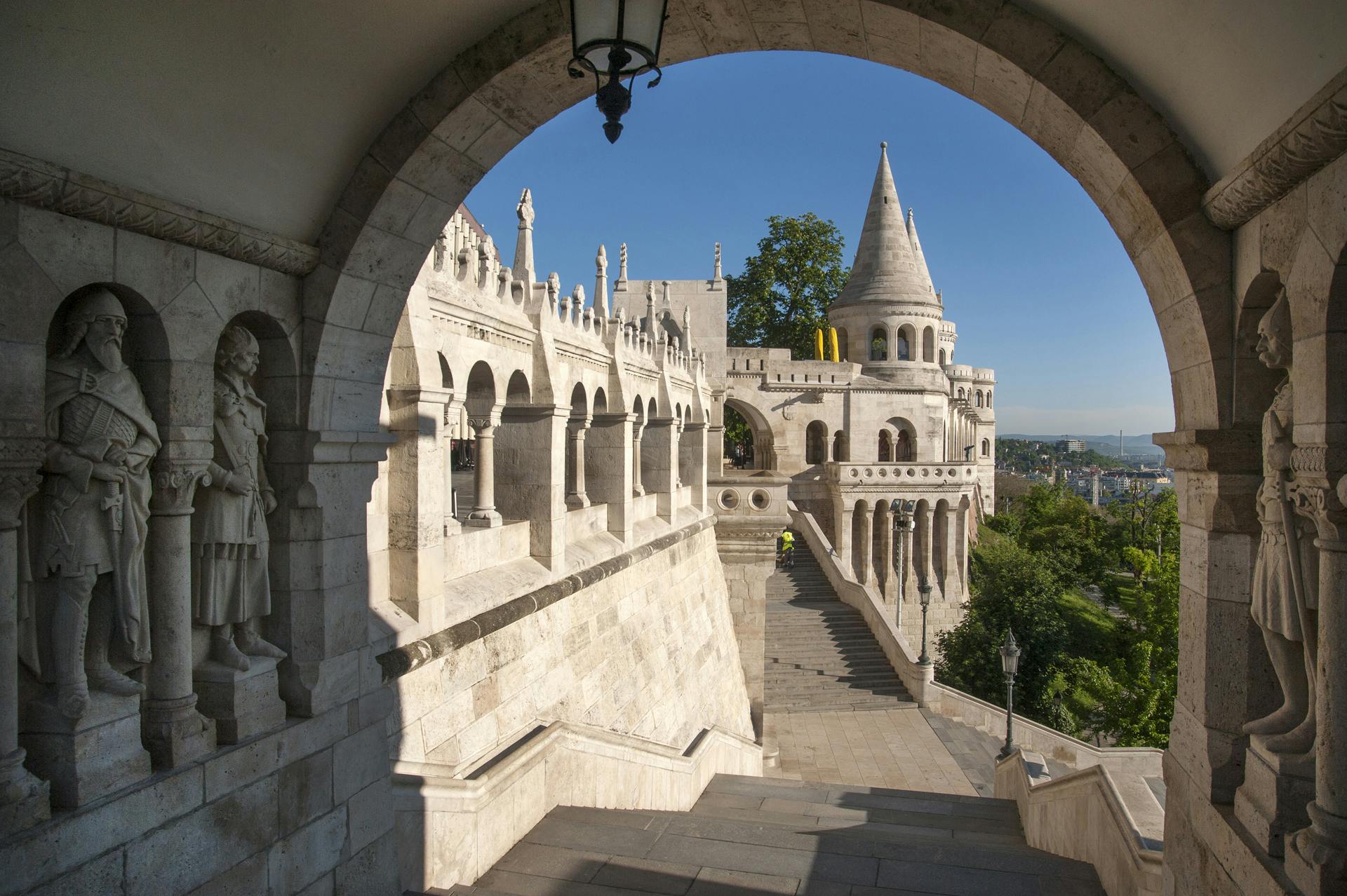 Skip-the-line escorted entrance ticket to Fishermen's Bastion in Budapest