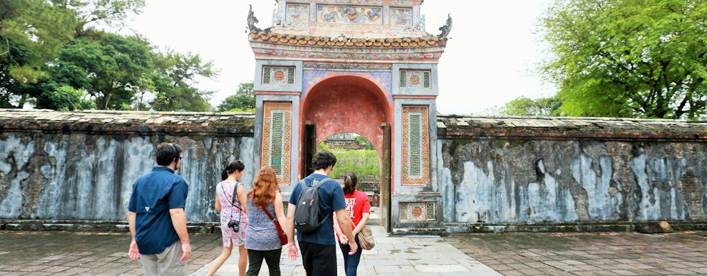 Tour privato di un'intera giornata della città imperiale di Hue