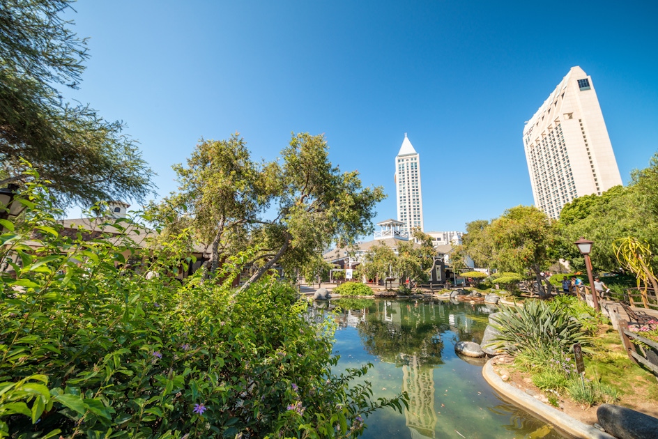 Seaport Village San Diego – Tickets, Tours & Visitor Guide