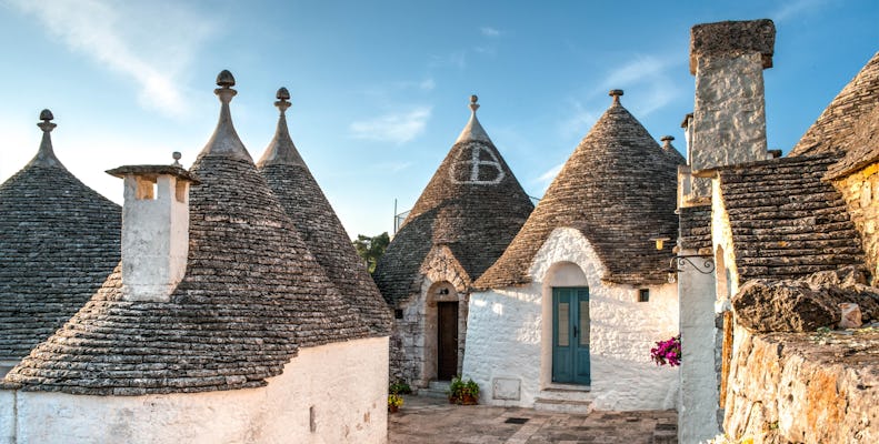 Alberobello walking tour with tasting of local products