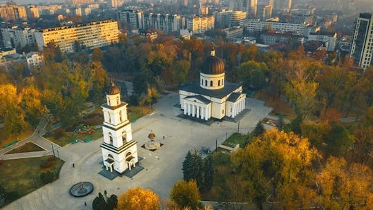 Secrets of Chisinau Innenhöfe private Tour
