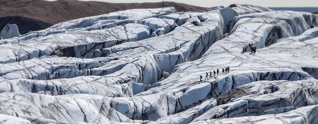 Paseo por el glaciar de hielo azul Skaftafell