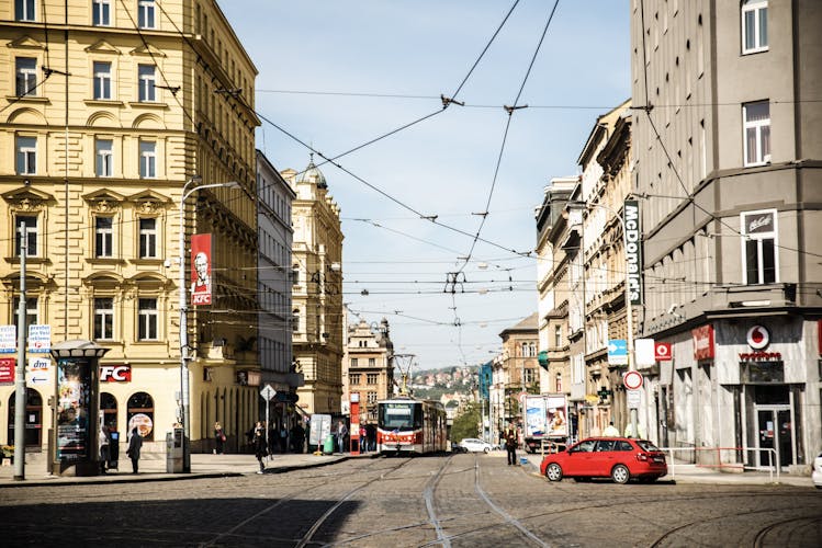 Enjoy a personalized half-day tour in Prague with a local