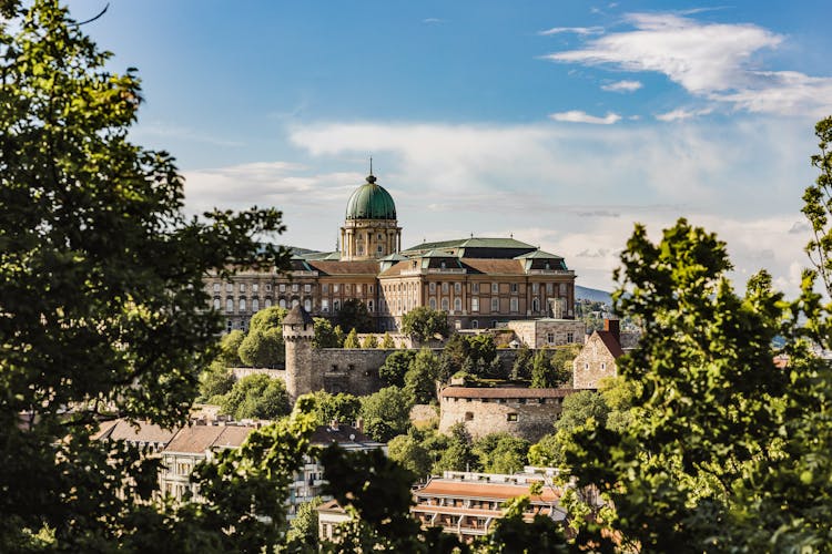 Enjoy a personalized half-day tour in Budapest with a local