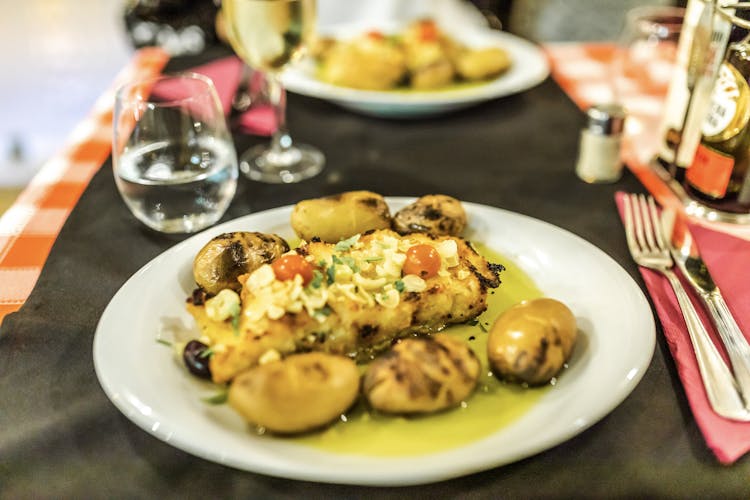 Private and personalized Lisbon food tour with a local guide