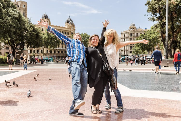 Enjoy a personalized half-day tour in Barcelona with a local