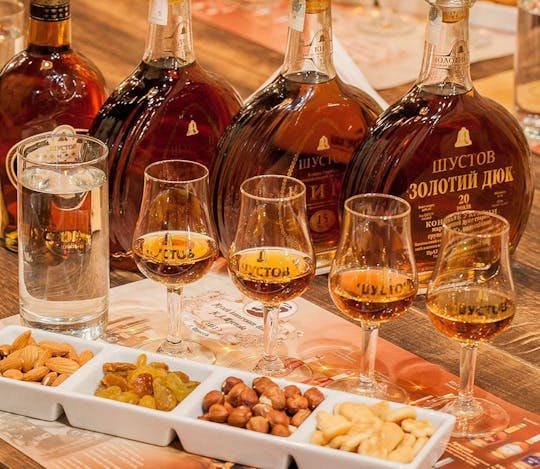 Kleine groepsreis naar Shustov Cognac Museum met proeverij