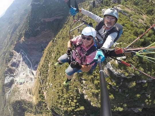Paragliding-ervaring boven het Mussara-gebergte