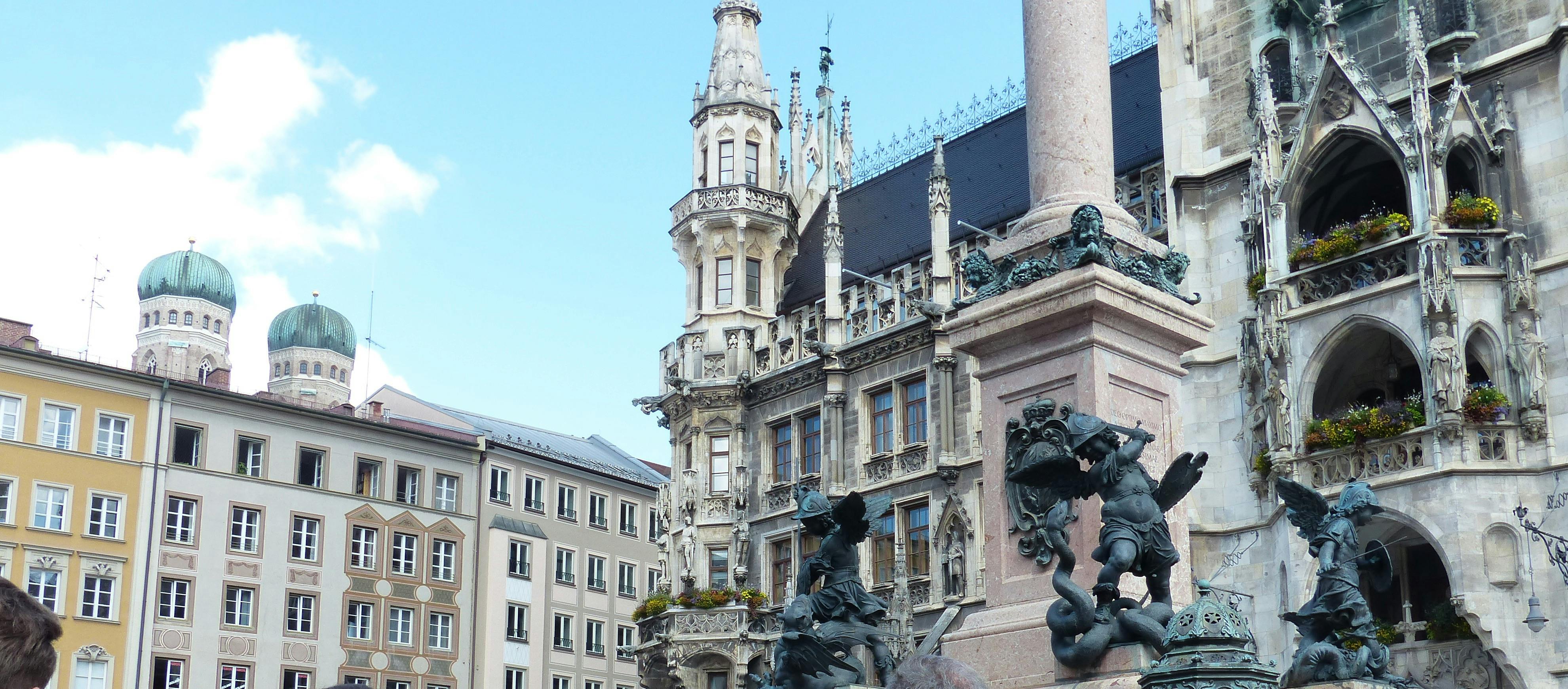 Munich guided city tour with true tall tales