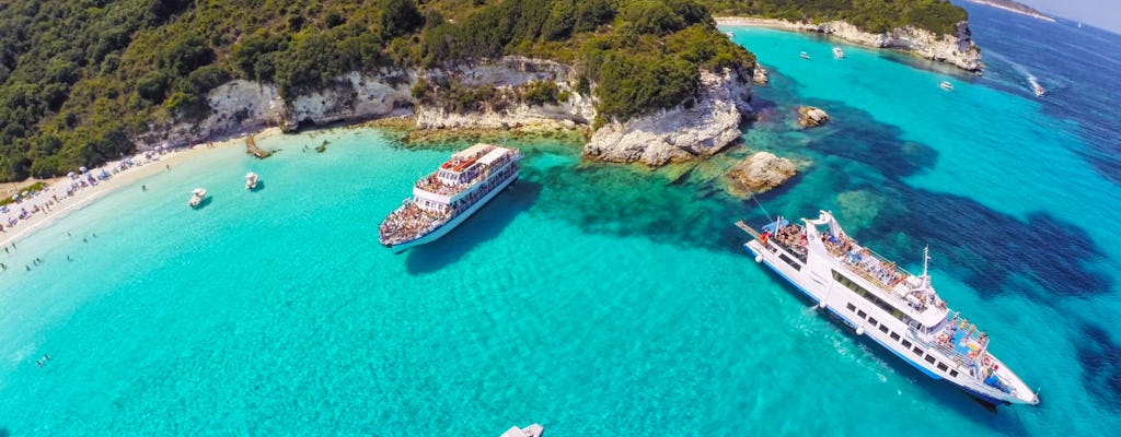 Cruzeiro pelas cavernas azuis Paxos Antipaxos saindo de Corfu