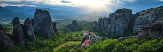 Passeio turístico pelas maravilhas de Meteora