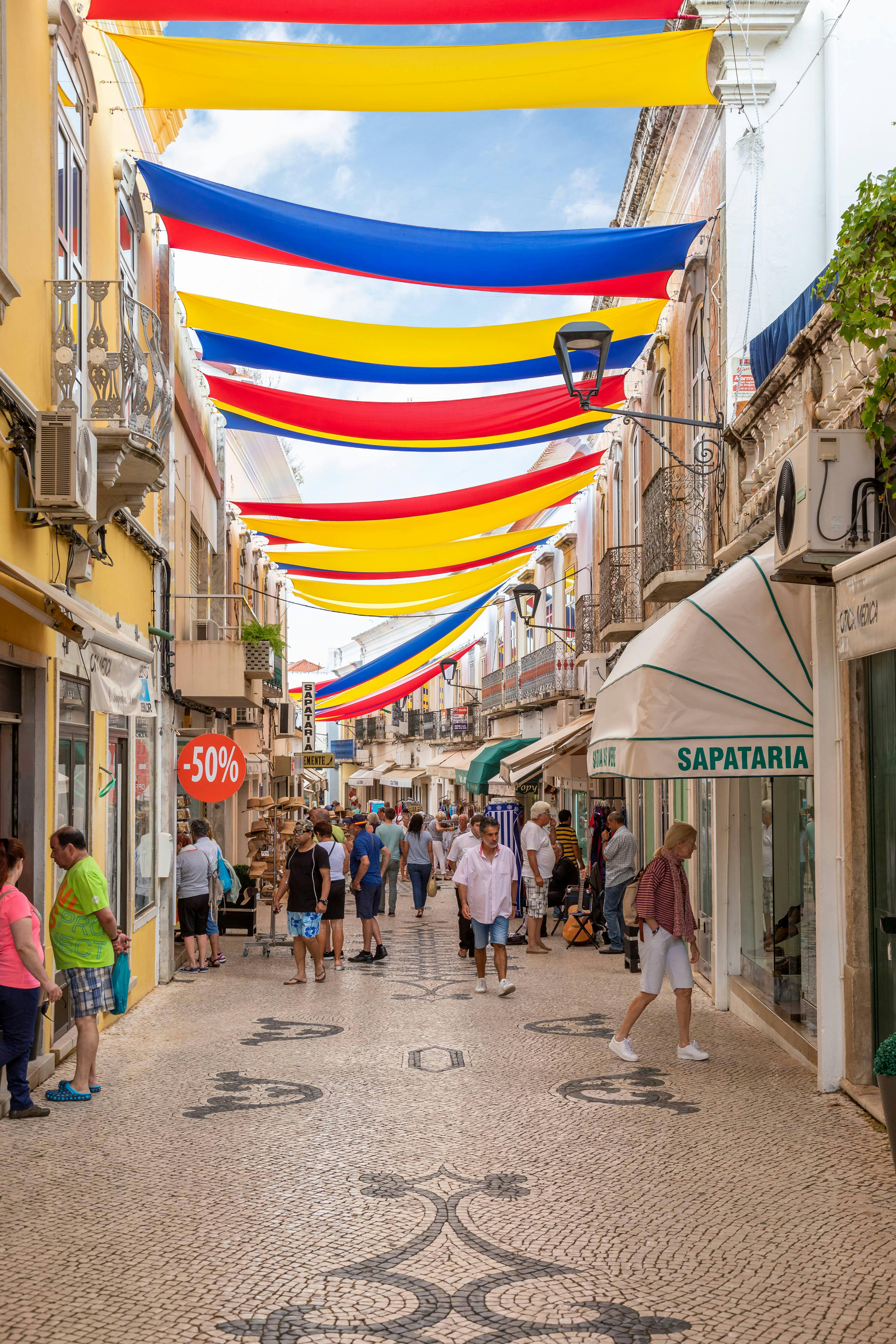 Loule Markets Tour