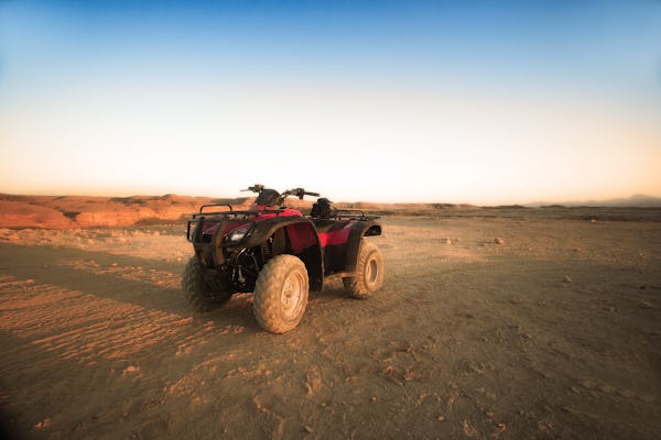 Biglietto per il quad per le dune rosse di Dubai