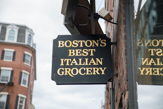 Boston from food to Freedom Trail guided tour