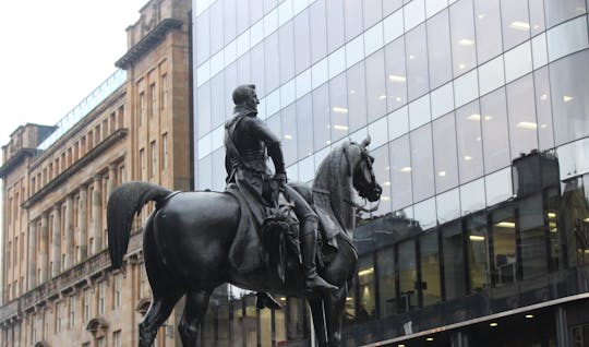 Private Glasgow pub tour