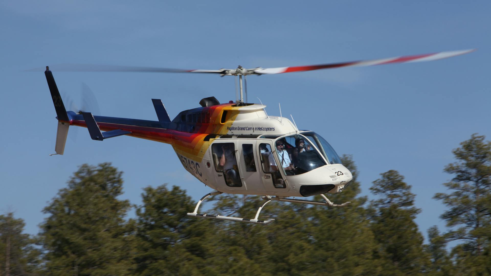 Helikoptervlucht over de North Canyon vanaf de Grand Canyon South Rim