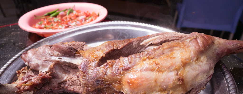 Kenianisches Mittag- oder Abendessen im Carnivore Restaurant in Nairobi