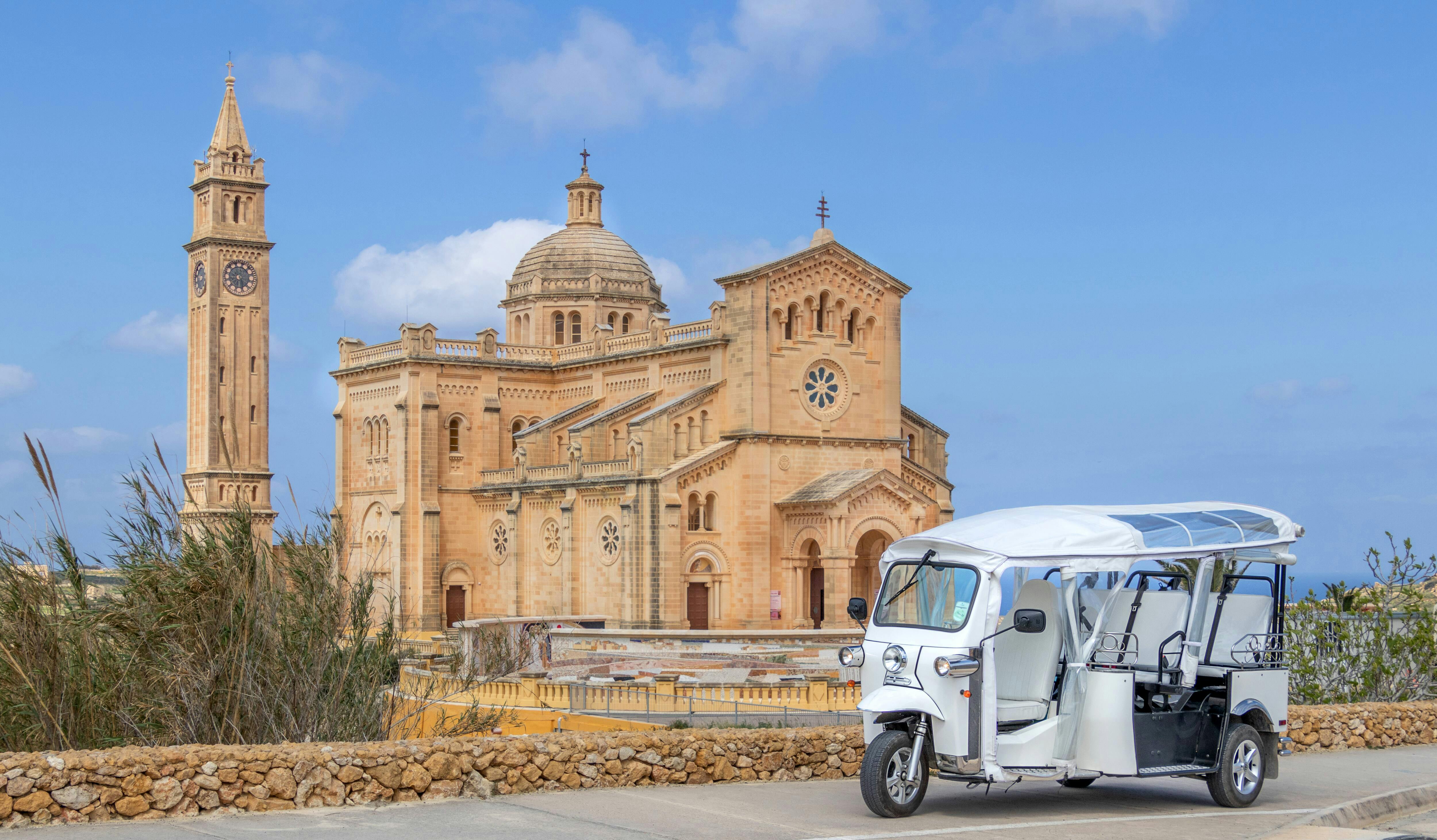 Visite en petit groupe de Gozo en tuk-tuk