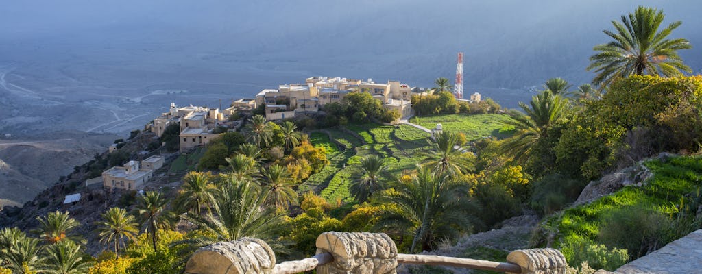 Ganztägige private Tour durch Wadi Shatan und das Dorf Wakan