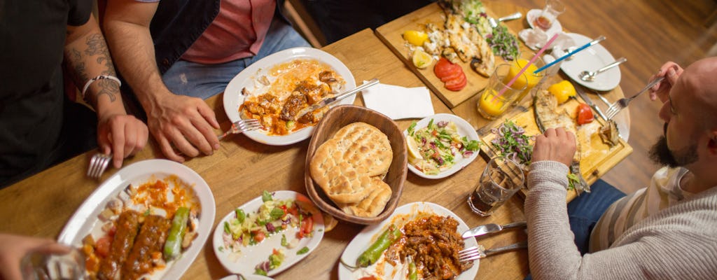 Momenti salienti di Muscat con pranzo in una casa locale dell'Oman