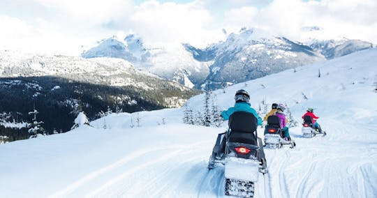 Family snowmobiling in Whistler - Afternoon tour