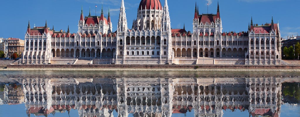 Buda Castle group walking tour with daytime Danube cruise and Margaret Island