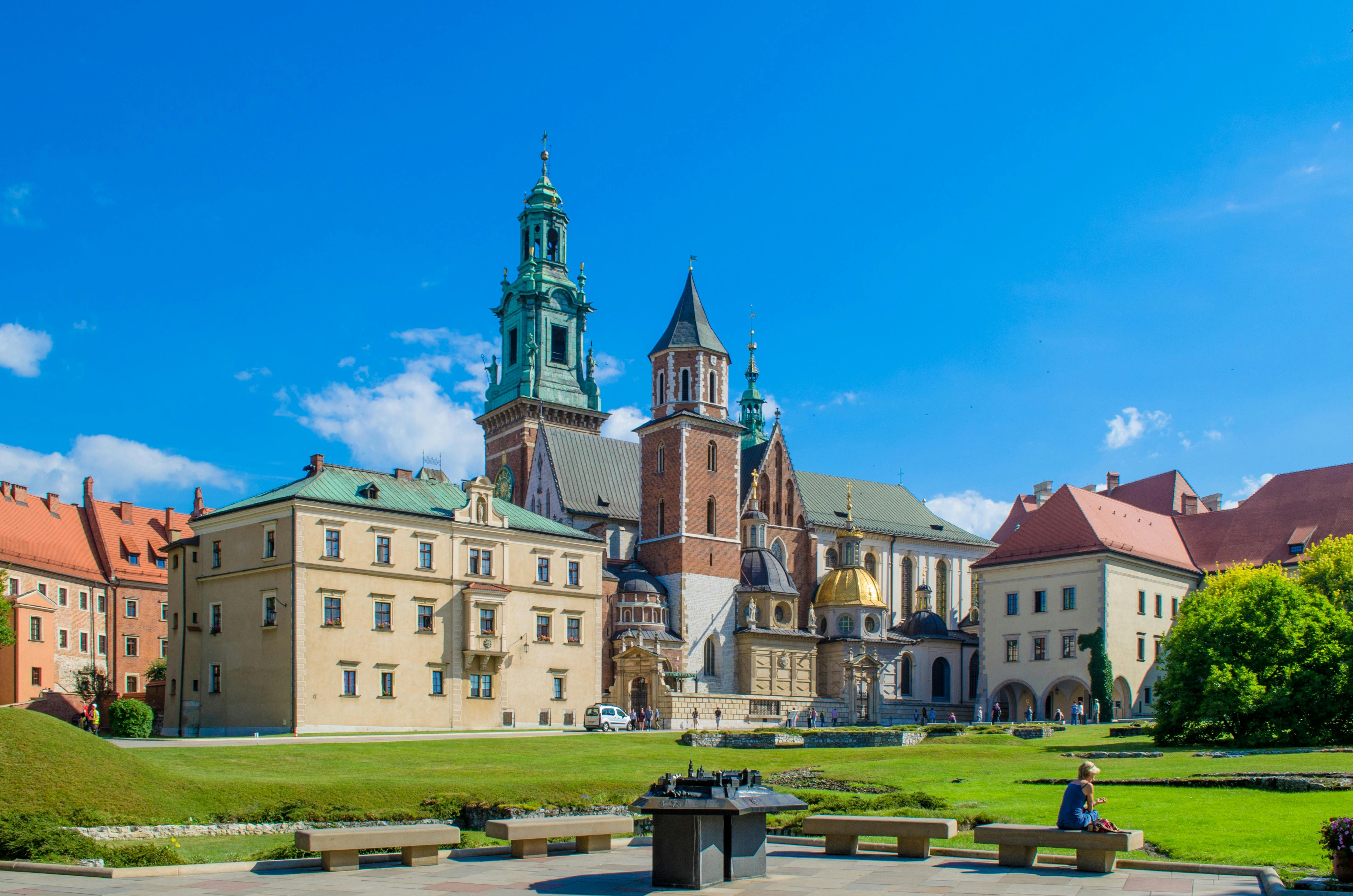 Full-day Krakow and Wieliczka Salt Mine tour from Wroclaw