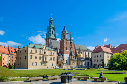 Full-day Krakow and Wieliczka Salt Mine tour from Wroclaw