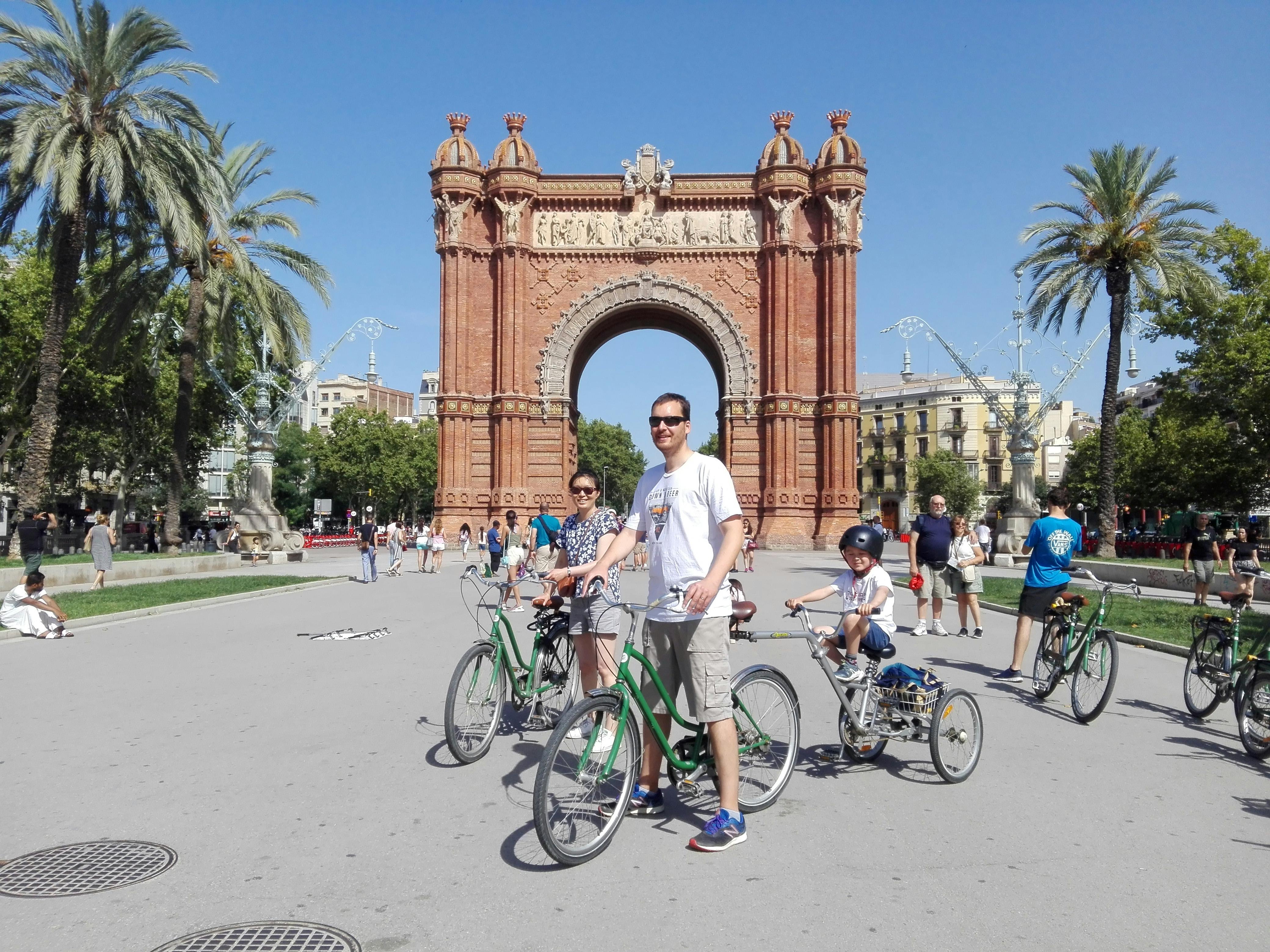 Visite à vélo en famille à Barcelone
