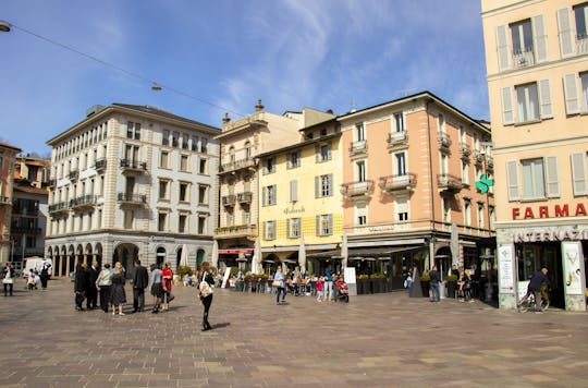 Descubre Lugano en 60 minutos con un local.
