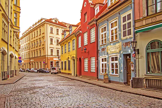 Art and culture walking tour of Riga with a local