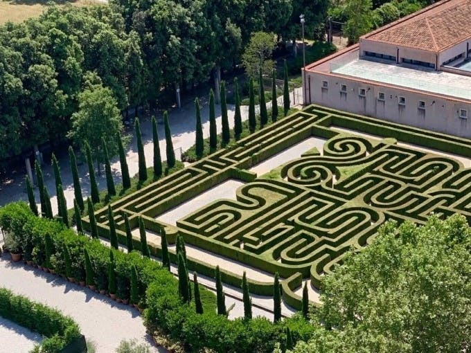 Visite du labyrinthe de Borges avec audioguide