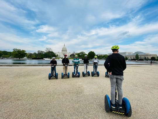 Sites by self-balancing scooter in D.C. Tour