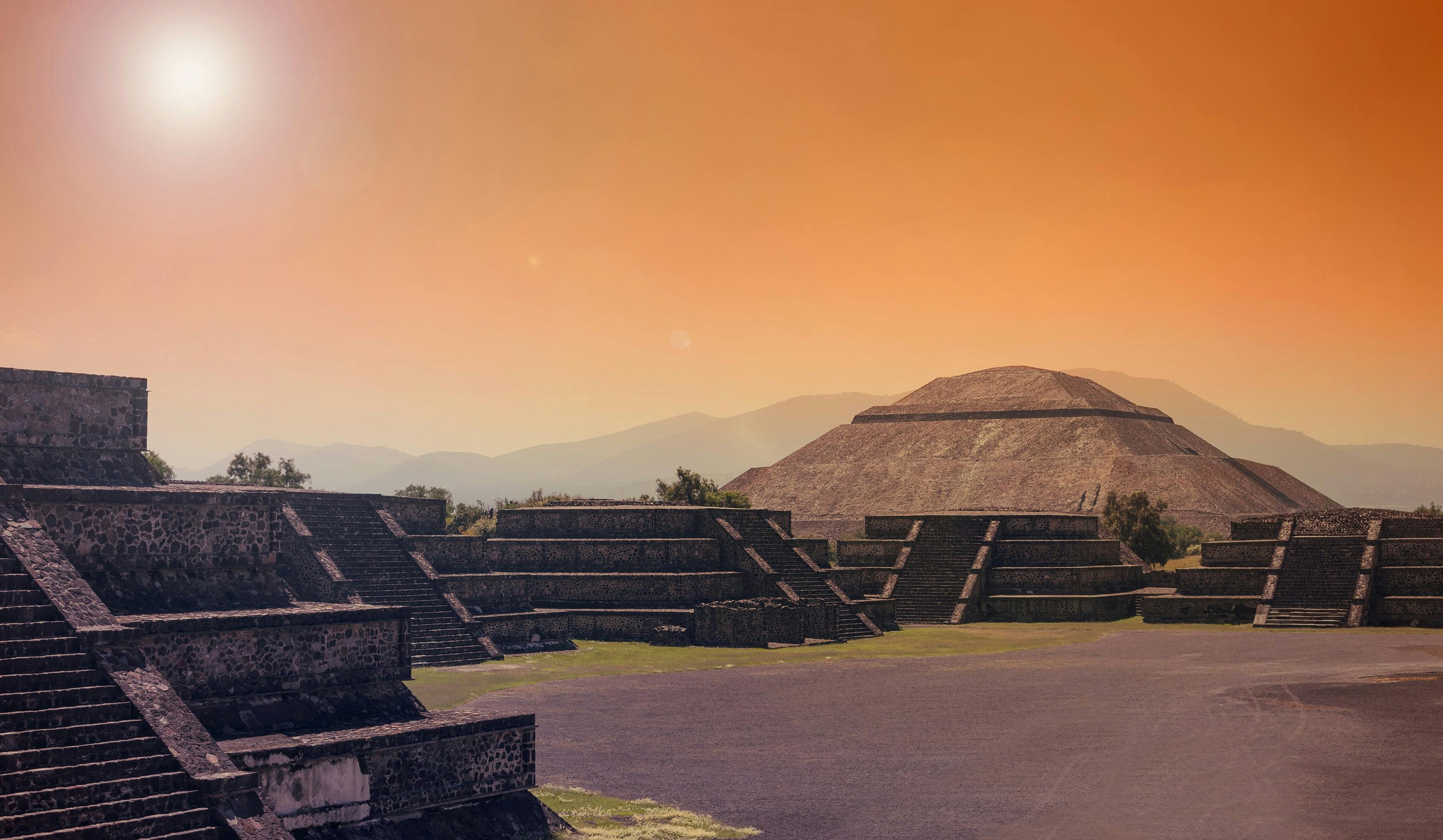 Popołudniowe zwiedzanie stanowiska archeologicznego w Teotihuacan