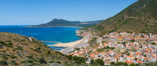 Buggerru half-day dinghy tour