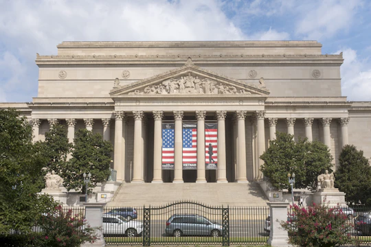 Private tour National Archives Museum